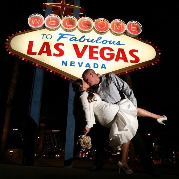 Meet your Posher, Shannon - Picture 3 of 3